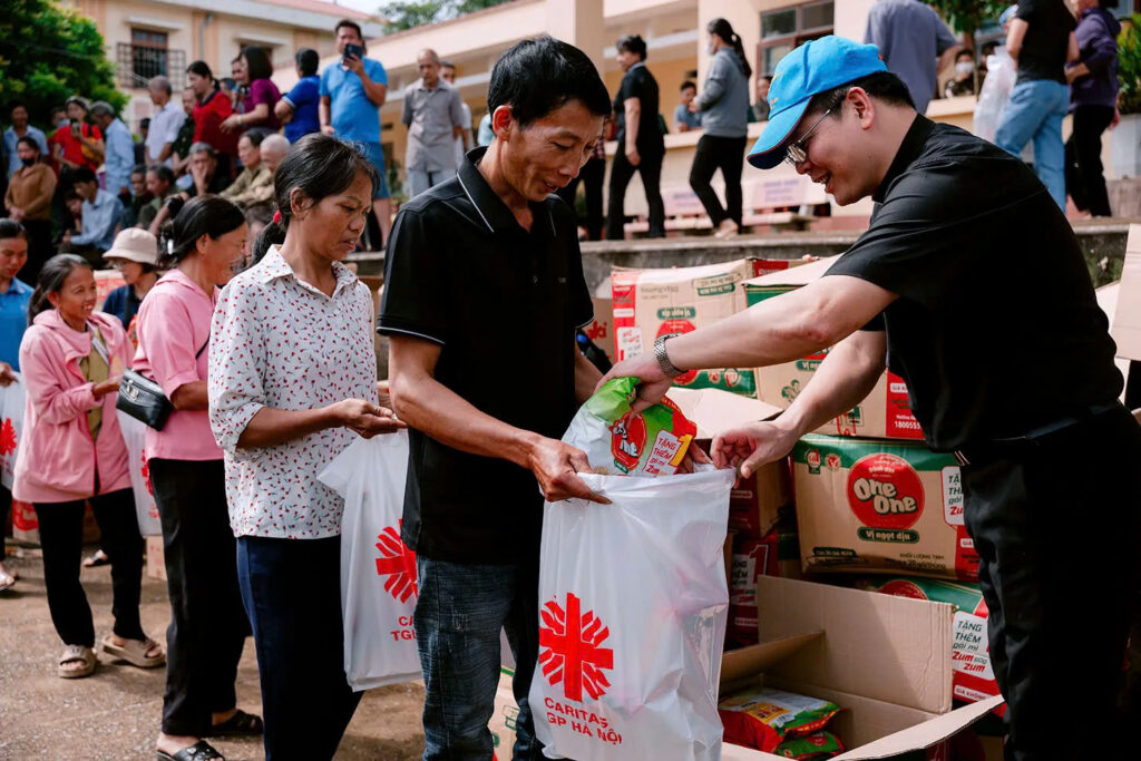 Caritas TGP Hà Nội cứu trợ sau bão số 3 tại huyện Định Hóa, tỉnh Thái Nguyên